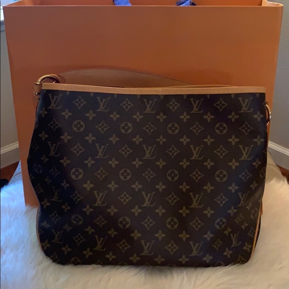 Authentic Louis Vuitton Delightful MM